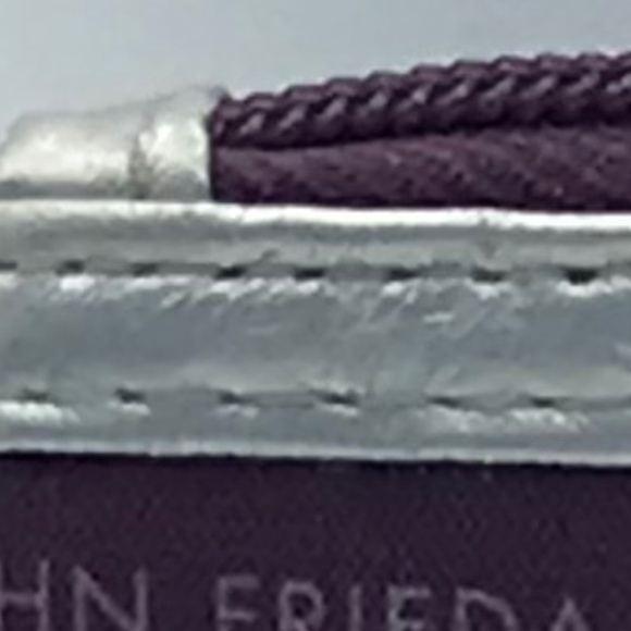 NWOT John Frieda Merlot & Silver Make Up Bag - Picture 6 of 9